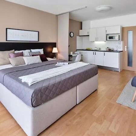 Andy Apartman